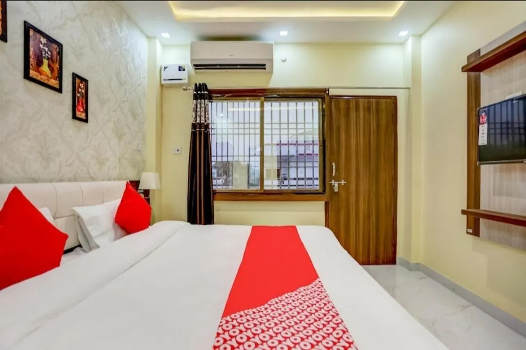 Hotel Divine Paradise Varanasi India