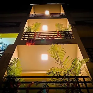 The White Canyon Hotel